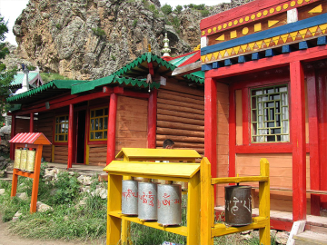 トゥブフン寺院